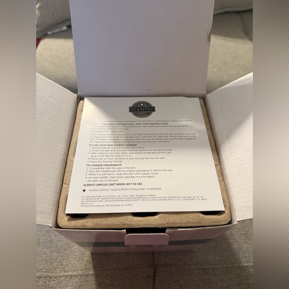 Winter Stag Scentsy Warmer - Picture 5 of 7